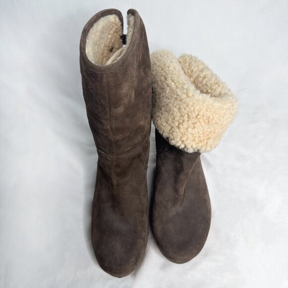 UGG AUS Lynnea Studded Wooden Clog Boots - Picture 3 of 7